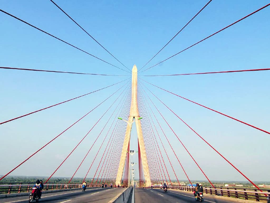 ベトナムのカントー橋