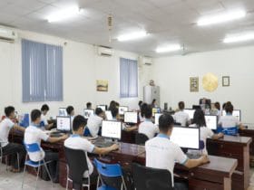 ホアン・ロン電気株式会社