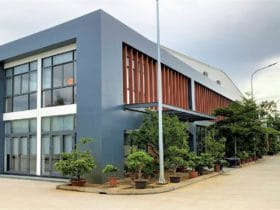 インチプラスチック有限会社