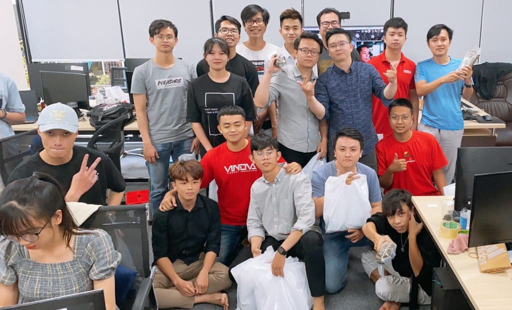 ビノバエイチシーエム株式会社
