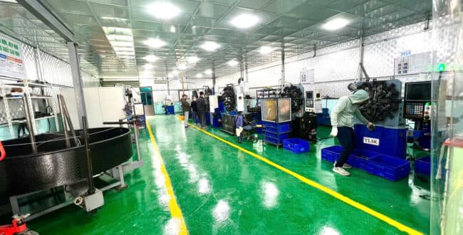 entry-331_VINA_SPRING CO.,LTD_FACTORY_INSIDE_1